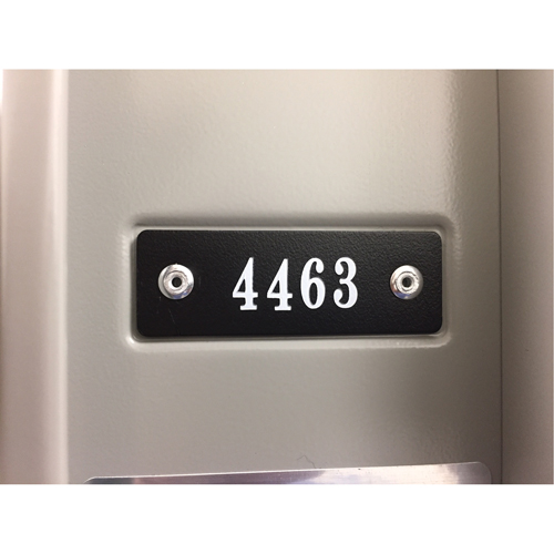 Plaque num&eacute;rot&eacute;e pour casier O-Max