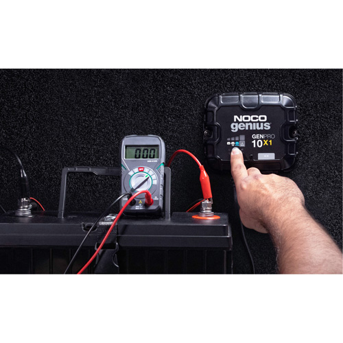 Chargeur de batterie embarqu&eacute; &agrave; 1 sortie de 10 amp&egrave;res GenPro10X1 Genius O-Max