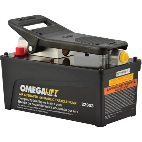 Pompe &agrave; pied pneumatique 10 000 PSI avec r&eacute;servoir de 91,5 po³ O-Max