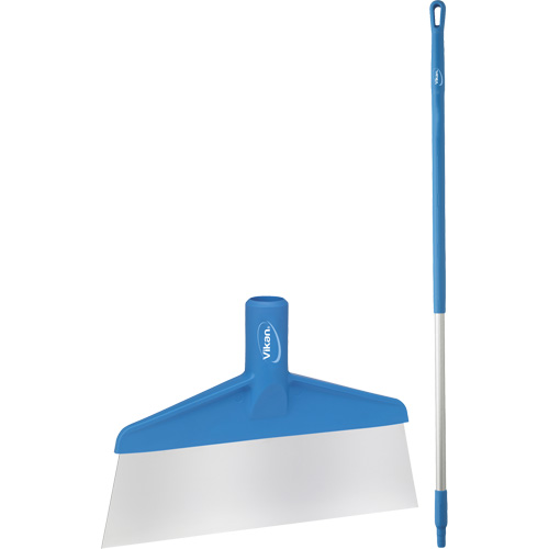 Grattoir &agrave; plancher avec manche, Bleu, 9-3/5" la x 55-9/10" lo O-Max