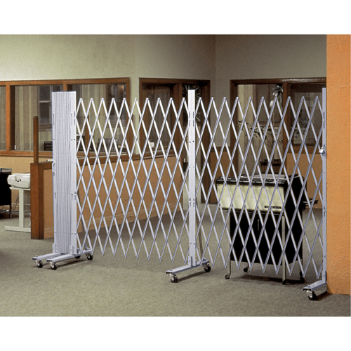 Barri&egrave;res extensibles portatives, Emboîtables, 144" lo x  h, Argent O-Max