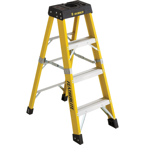 Industrial Heavy-Duty Stepladders (6400 Series), 4', Fibreglass, 300 lbs. Capacity, Type 1A O-Max