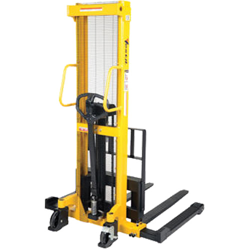 Gerbeur hydraulique manuel, Fonctionnement Pompe manuelle, Capacit&eacute; 2000 lb, Lev&eacute;e max 35" O-Max