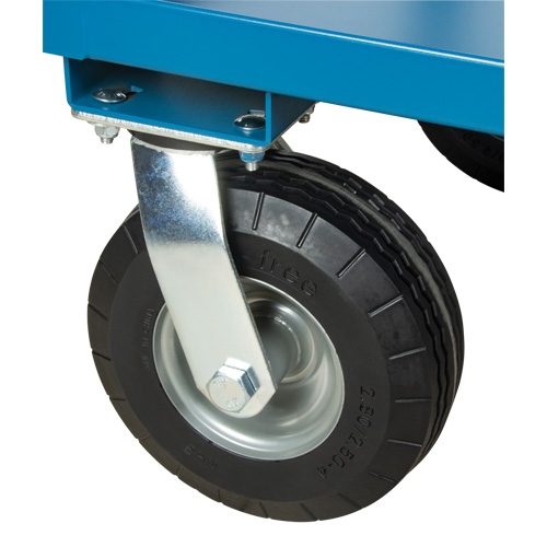  Chariot &agrave; tablettes pour l'ext&eacute;rieur, 3 Tiers, 24" la x 39" h x 51" p, Capacit&eacute; 1200 lb O-Max