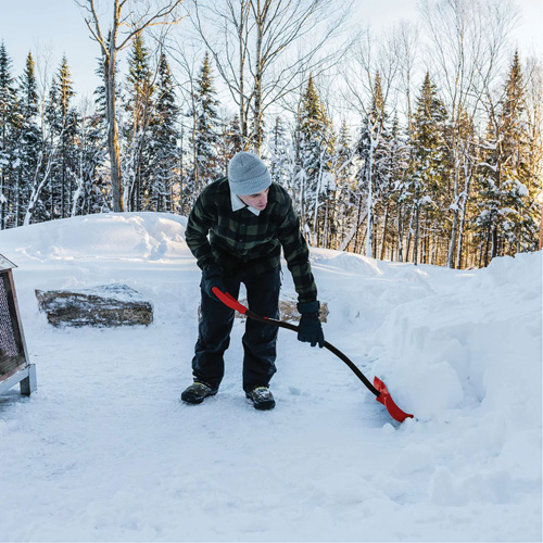 Yukon Snow Shovel, Polypropylene Blade, 18" Wide, Ergonomic D-Grip Handle O-Max