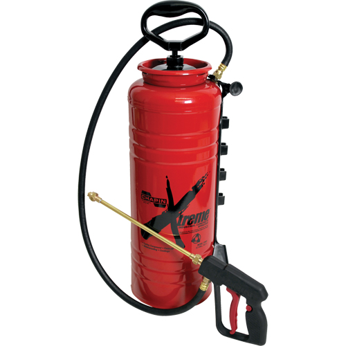 Xtreme Industrial Concrete Sprayer with Dripless Wand, 3.5 gal. (13.25 L), Steel, 24" Wand O-Max