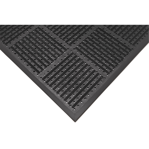Outfront Reversible No. 227 Mat, Rubber, Scraper Type, Slotted Pattern, 3' x 6', Black O-Max