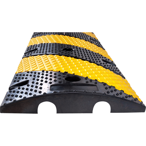 Speed Bump, Rubber, 4' L x 11-3/4" W x 2" H O-Max