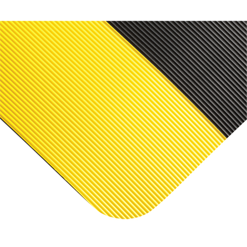 Tapis tr&egrave;s robuste pour panneau de contr&ocirc;le No 720, Ondul&eacute;, 3' x 10' x 5/8", Noir/Jaune, PVC O-Max