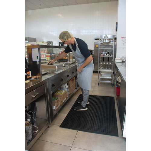 Anti-Fatigue Matting, Slotted, 3' x 5' x 7/8", Black, Natural Rubber O-Max