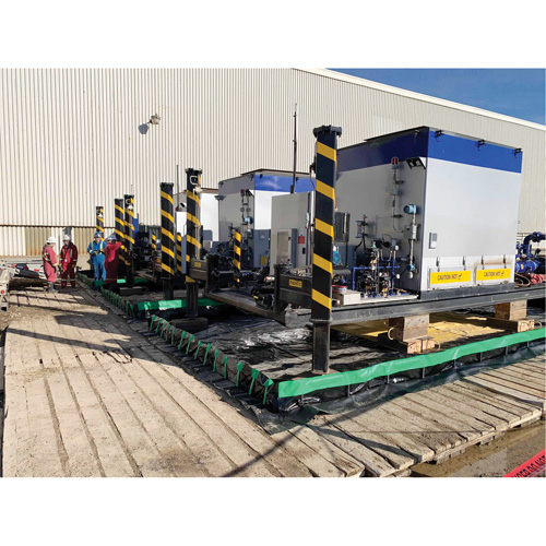 Ultimate Copolymer 2000 Ultra-Containment Berm&reg;, 179 US gal. Capacity, 4' W x 6' L x 12" H, Hinge Bracket O-Max