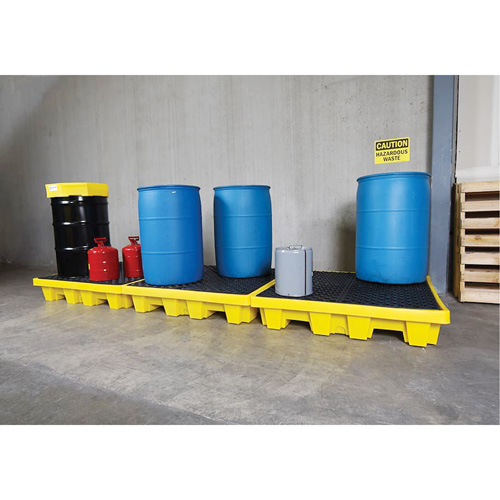 Ultra-Spill Pallet emboitable, 4 barils, Capacit&eacute; de d&eacute;versement 66 gal. US, 51" x 51" x 10" O-Max