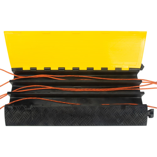 Polyurethane Cable Protector, 3 Channels, 35.43" L x 19.69" W x 3" H O-Max