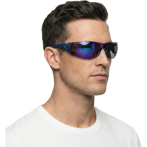 Lunettes de s&eacute;curit&eacute; Adapt Lite, Lentille Miroir bleu, Antibu&eacute;e/Anti-&eacute;gratignures, ANSI Z87+/R&eacute;pond ou surpasse la norme CSA Z94.3 O-Max
