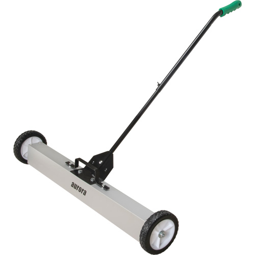 Balayeuse magn&eacute;tique &agrave; pousser, 36" la O-Max