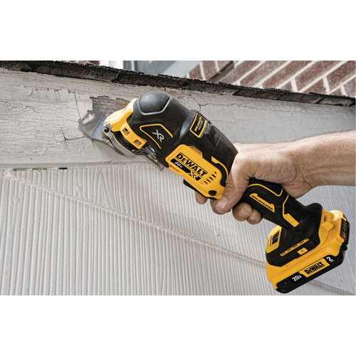 XR&reg; Brushless Cordless 3-Speed Oscillating Multi-Tool Kit, 20 V, Lithium-Ion O-Max
