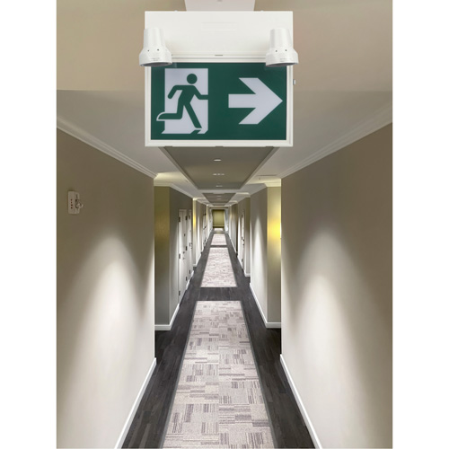 Enseigne d'homme qui court avec &eacute;clairage de s&eacute;curit&eacute;, DEL, &agrave; piles/&agrave; raccordement fixe, 12-1/10" lo x 11" la, Pictogramme O-Max