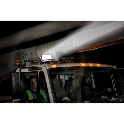 Ensemble d'&eacute;clairage orientable polyvalent &agrave; t&eacute;l&eacute;commande, DEL, 4250 lumens O-Max