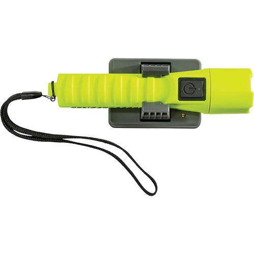 Lampe de poche 3335R, DEL, 246 lumens, Piles Rechargeable O-Max