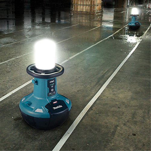 Lampe de chantier &agrave; DEL auto-redressante 40Vmax XGT (outil seulement)?, DEL, 5500 lumens O-Max