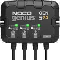Chargeur de batterie embarqu&eacute; &agrave; 3 sorties de 15 amp&egrave;res Gen5X3 Genius O-Max
