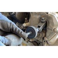 N&eacute;cessaire dextracteur dinjecteur diesel &agrave; 2 m&acirc;choires avec coffret O-Max