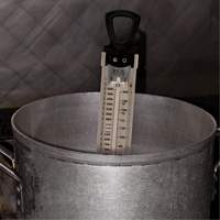 Thermomètre à friture/ bonbons haut de gamme, Contact, Numérique, 60-400°F (20-200°C) IC667 | O-Max