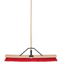 Balai-brosse &agrave; manche renforc&eacute;, 36", Moyen, Soies PVC O-Max