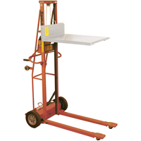 Chariot de levage Triple Truck, Capacit&eacute; 30 - 85 gal. US (25 - 70 gal. imp.) O-Max