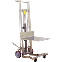 Gerbeur hydraulique &agrave; plateforme, M&eacute;canisme Pompe au pied, Capacit&eacute; de 750 lb, Levage max de 54" O-Max