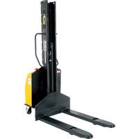 Gerbeur motoris&eacute; avec m&acirc;t &eacute;troit, Fonctionnement &eacute;lectrique, Capacit&eacute; 1500 lb, Lev&eacute;e max 63" O-Max