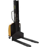 Gerbeur motoris&eacute; avec m&acirc;t &eacute;troit, Fonctionnement &eacute;lectrique, Capacit&eacute; 1000 lb, Lev&eacute;e max 63" O-Max