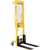 Gerbeur manuel, Fonctionnement Treuil manuel, Capacit&eacute; 770 lb, Lev&eacute;e max 60" O-Max