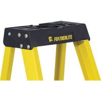 Industrial Heavy-Duty Stepladders (6400 Series), 4', Fibreglass, 300 lbs. Capacity, Type 1A O-Max