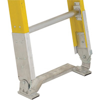 Industrial Heavy-Duty Extension Ladders (6200 Series), 375 lbs. Cap., 13' H, Grade 1AA O-Max