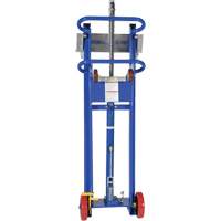 Gerbeur &agrave; plateforme hydraulique, M&eacute;canisme Pompe au pied, Capacit&eacute; de 750 lb, Levage max de 52" O-Max
