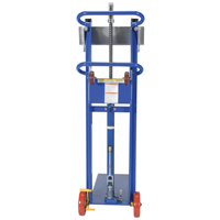 Gerbeur &agrave; plateforme hydraulique, M&eacute;canisme Pompe au pied, Capacit&eacute; de 750 lb, Levage max de 52" O-Max