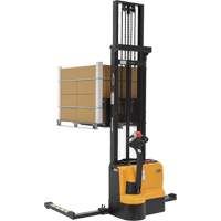 Gerbeur &agrave; m&acirc;t double, Fonctionnement &eacute;lectrique, Capacit&eacute; 2200 lb, Lev&eacute;e max 150" O-Max