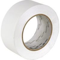 Rubans adh&eacute;sifs en vinyle 3903, 50 mm (2") la x 45,5 m (149,25') lo, 6,3 mils, Blanc O-Max
