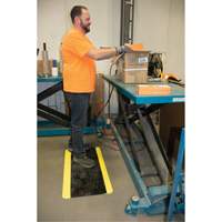 Anti-Fatigue Matting, Diamond, 1-2/3' x 3-1/4' x 3/4", Black/Yellow, Polyurethane O-Max