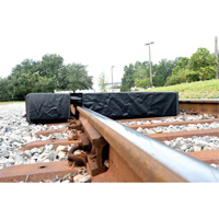 Ultra-Track Berm, 144 US gal. Capacity, 4' W x 6' L x 12" H, Foam Wall O-Max