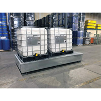 Ultra-Twin IBC Spill Pallet en acier, Capacit&eacute; de d&eacute;versement 370 gal. US, 103,8" x 26,8" x 51,1" O-Max