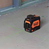 Niveau laser planaire vert auto-nivelant rechargeable UAU450 | O-Max