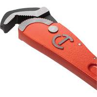 Self-Adjusting Pipe Wrench, 1-1/2" Jaw Capacity, 12" Long, Powder Coated Finish, Non-Ergonomic Handle O-Max