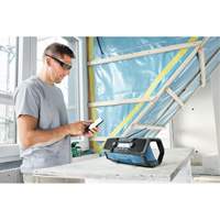 Compact Jobsite Radio with Bluetooth&reg; 5.0, Lithium-Ion, 18 V O-Max