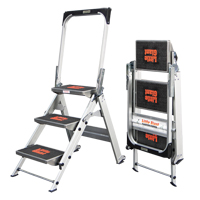 Safety Stepladder with Bar & Tray, 2.2', Aluminum, 300 lbs. Capacity, Type 1A VD432 | O-Max