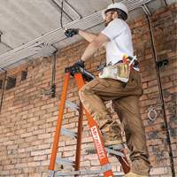 Step Ladder, 12', Fibreglass, 375 lbs. Capacity, Type 1AA O-Max
