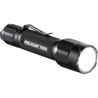 Lampe de poche tactique de s&eacute;rie 7000, DEL, 774 lumens, Piles CR123 O-Max
